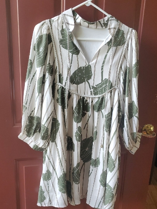 The Unbranded Brand Dresses & Skirts - White and Olive Green Floral Long Sleeve Babydoll Dress